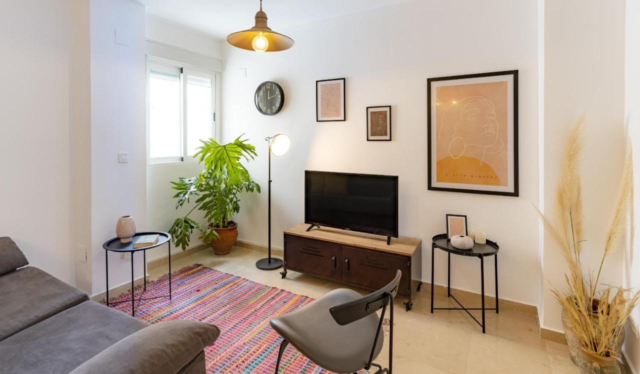 Mariana & Ganivet - Hostatel Appartement