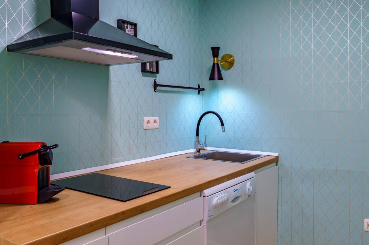 Mariana & Ganivet - Hostatel Appartement *